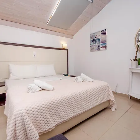 Ammolithos * Stavros (Thessaloniki)