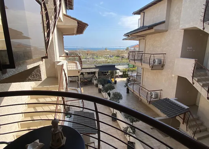 Ammolithos Beach Apartment