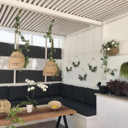 Ammolithos Apartman *