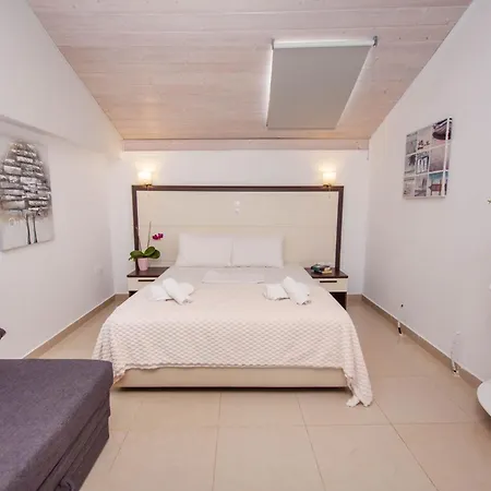 Apartman Ammolithos *